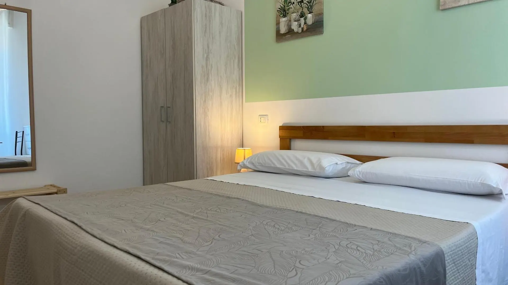 B&B Vento Aureo Rooms Milazzo Bed & Breakfast